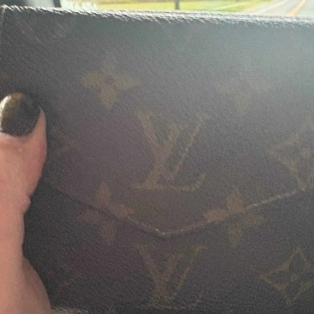 Louis Vuitton Dark Brown Monogram Wallet - Picture 15 of 16